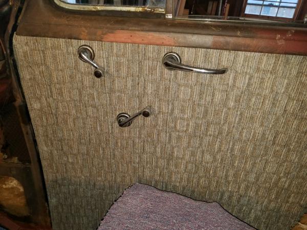 1 door panel